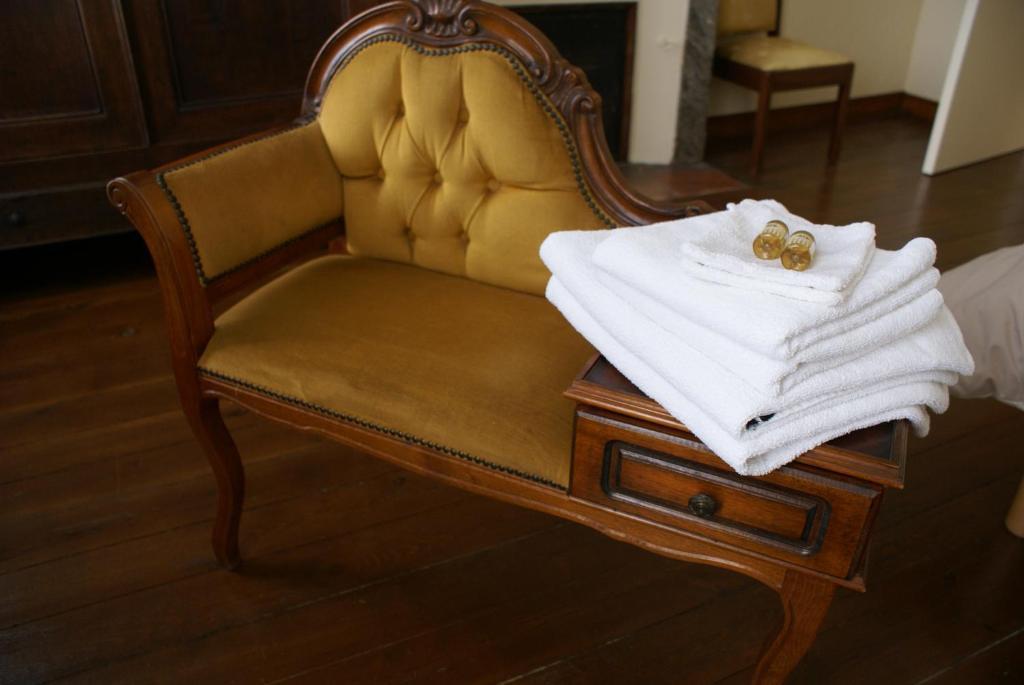 Domaine La Fontaine B&B Soubran Habitación foto