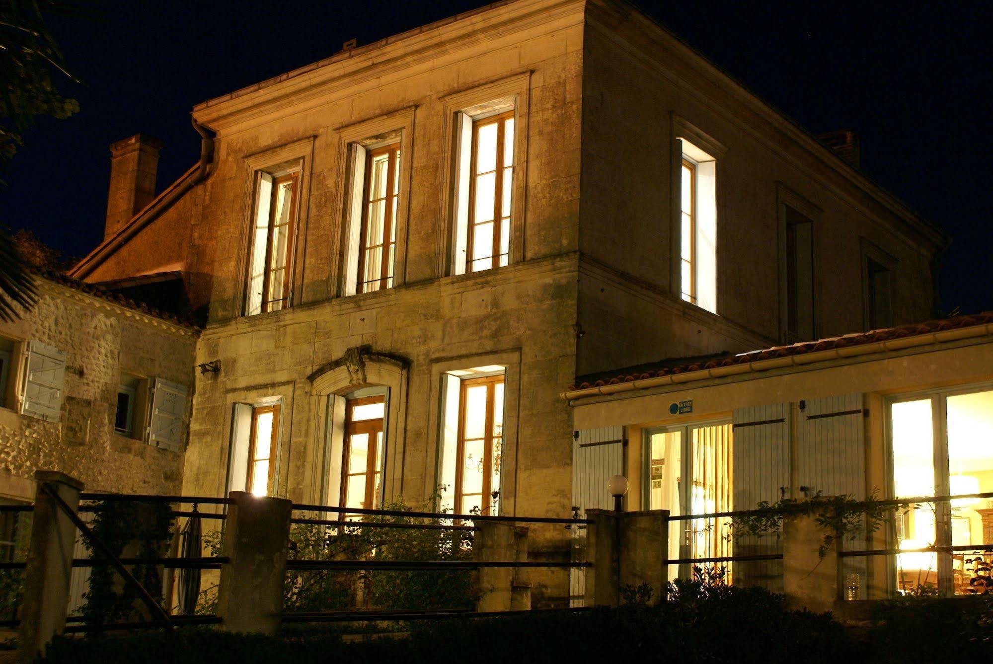 Domaine La Fontaine B&B Soubran Exterior foto