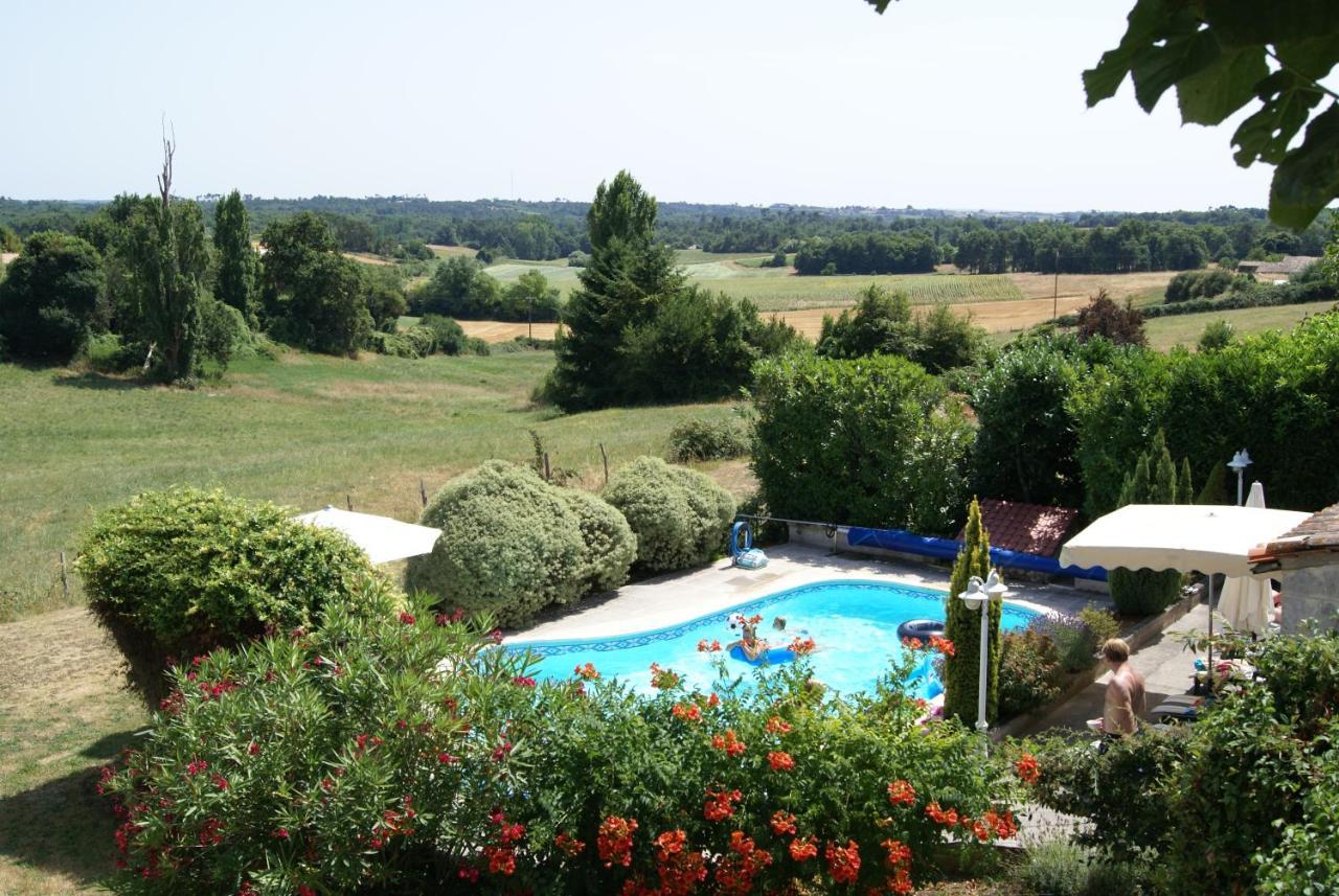 Domaine La Fontaine B&B Soubran Exterior foto